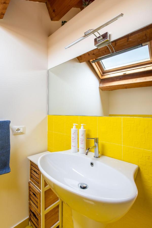 Vittorio Emanuele Apartment With Terrace By Wonderful Italy パレルモ エクステリア 写真